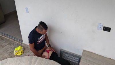 Skinny Girl Gets Fucked By Stepdad When She Gets Trapped - hclips.com - Venezuela