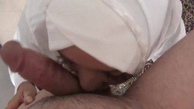 Egyptian Stepmom Love Sex With Her Old Stepson - hclips.com - Egypt