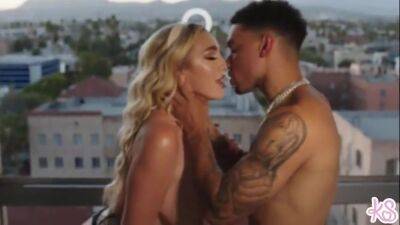 Kendra Sunderland - Kendra Sunderland And Air Thugger In My First Time With - upornia.com