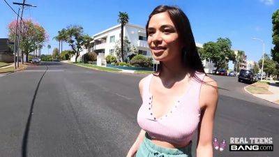 Scarlett Alexis - Scarlett Alexis In Flashes In Public And Gets Drilled In A Hotel Room Watch/download - upornia.com