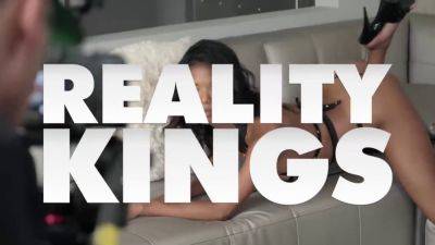 Charles Dera - Jade Kush - Jade - Dera Jade and Charles Dera fuck hard in HD reality kings video - sexu.com