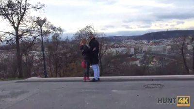 Watch how scopo una ragazza dai capelli rossi & her boyfriend get it on in POV reality - sexu.com - Czech Republic