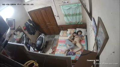 Hackers use the camera to remote monitoring of a lover's home life.589 - hclips.com - China