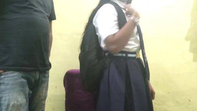 Innocent Indian College Girl Fucked by Her Teacher xlx - txxx.com - India