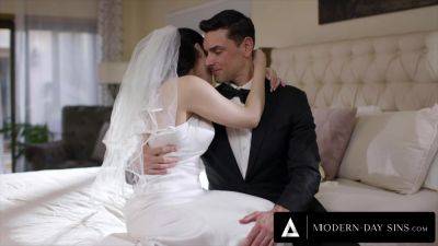 MODERN-DAY SINS - Groomsman ASSFUCKS Italian Bride Valentina Nappi On Wedding Day! REMOTE BUTT PLUG - txxx.com - Italy