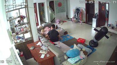 Hackers use the camera to remote monitoring of a lover's home life.609 - hclips.com - China