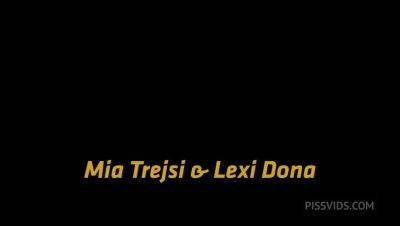 Mia Trejsi - Lexi Dona - Streams In The Shower with Lexi Dona,Mia Trejsi by VIPissy - PissVids - hotmovs.com