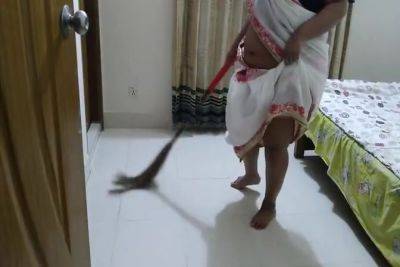 Indian Sexy Grandma Gets Rough Fucked By While Cleaning Her House - upornia.com - India